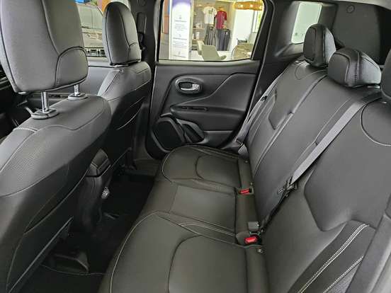 JEEP-RENEGADE-2026
