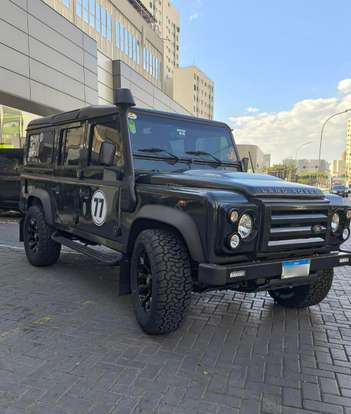 LAND ROVER-DEFENDER-2010