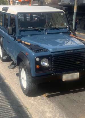 LAND ROVER-DEFENDER-1993