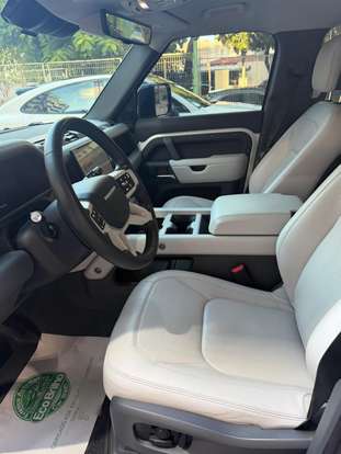 LAND ROVER-DEFENDER-2024