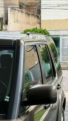 LAND ROVER-DISCOVERY 4-2010