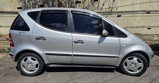 MERCEDES-BENZ-CLASSE A-2001