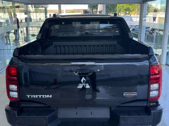 MITSUBISHI-TRITON-2.4 BITURBO DIESEL CD KATANA 4X4 AUTOMÁTICO MITSUBISHI-TRITON-2026