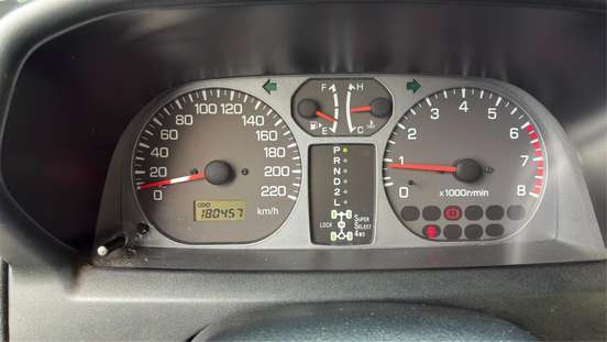 MITSUBISHI-PAJERO TR4-2007