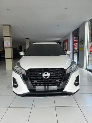 NISSAN KICKS PLAY 1.6 16V FLEXSTART ACTIVE PLUS XTRONIC NISSAN KICKS PLAY 1.6 16V FLEXSTART ACTIVE PLUS XTRONIC