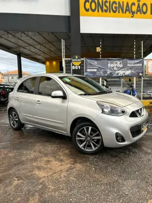 NISSAN MARCH 1.6 SV 16V FLEXSTART 4P XTRONIC NISSAN MARCH 1.6 SV 16V FLEXSTART 4P XTRONIC