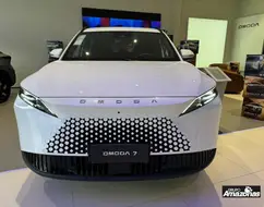 OMODA 7 1.5 TGDI PHEV PRESTIGE DHT OMODA 7 1.5 TGDI PHEV PRESTIGE DHT