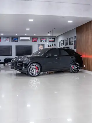 PORSCHE CAYENNE 3.0 V6 S E-HYBRID COUPÉ AWD TIPTRONIC S