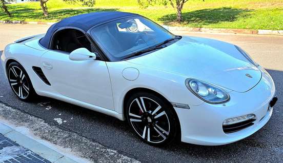 PORSCHE-BOXSTER-2010