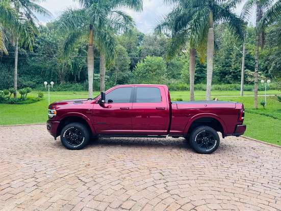 RAM-2500-6.7 I6 TURBO DIESEL NIGHT EDITION CD 4X4 AUTOMÁTICO RAM-2500-2022