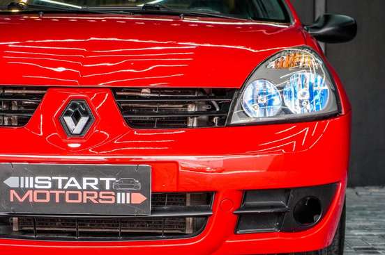 RENAULT-CLIO-2009