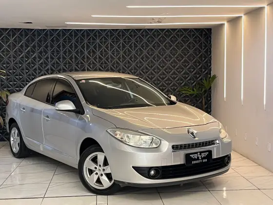 RENAULT FLUENCE 2.0 DYNAMIQUE 16V FLEX 4P MANUAL RENAULT FLUENCE 2.0 DYNAMIQUE 16V FLEX 4P MANUAL