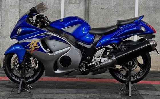 SUZUKI HAYABUSA GSX1300RA 