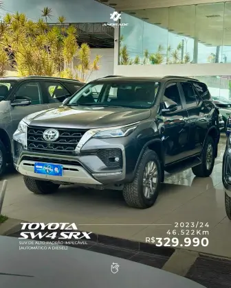 TOYOTA HILUX SW4 2.8 D-4D TURBO DIESEL SRX 4X4 AUTOMÁTICO
