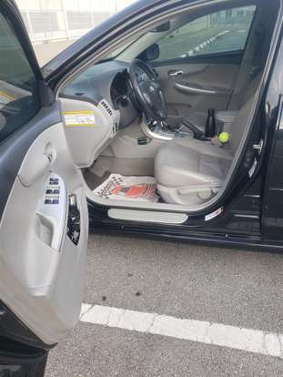 TOYOTA-COROLLA-2011