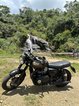 TRIUMPH-BONNEVILLE T100 BLACK 900 TRIUMPH-BONNEVILLE T100 BLACK 900-2021
