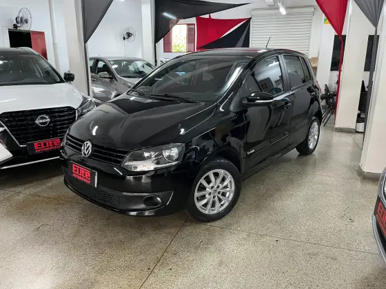 VOLKSWAGEN FOX 1.0 MI 8V FLEX 4P MANUAL VOLKSWAGEN FOX 1.0 MI 8V FLEX 4P MANUAL
