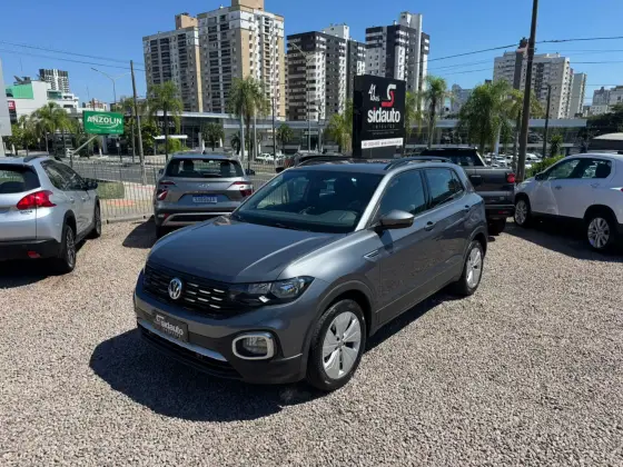 VOLKSWAGEN T-CROSS 1.0 200 TSI TOTAL FLEX COMFORTLINE AUTOMÁTICO VOLKSWAGEN T-CROSS 1.0 200 TSI TOTAL FLEX COMFORTLINE AUTOMÁTICO