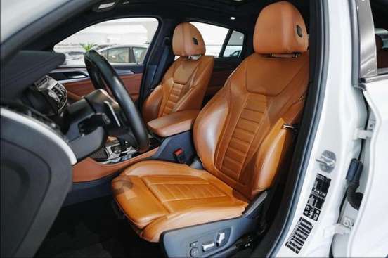 BMW-X4-2020