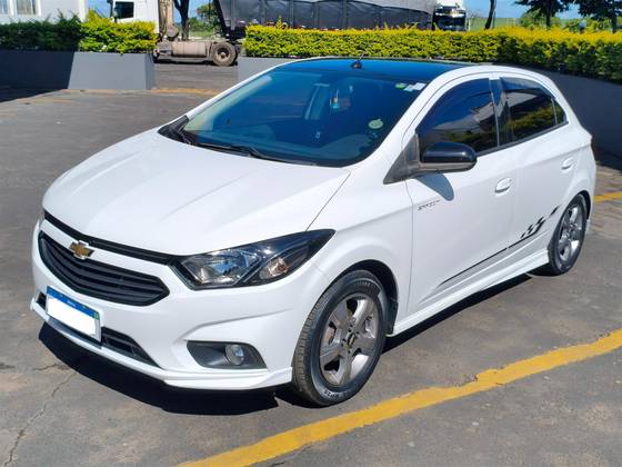 CHEVROLET ONIX 1.4 MPFI EFFECT 8V FLEX 4P MANUAL