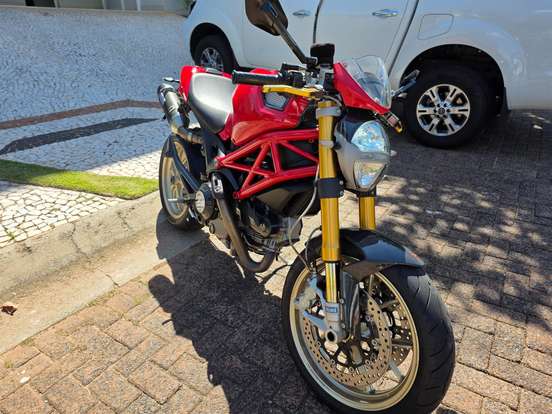 DUCATI-MONSTER 1100 S-2011