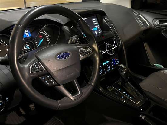 FORD-FOCUS-2.0 TITANIUM PLUS FASTBACK 16V FLEX 4P POWERSHIFT FORD-FOCUS-2018