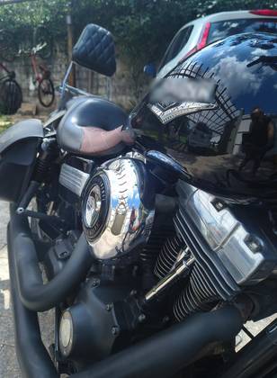 HARLEY-DAVIDSON DYNA SUPER GLIDE 