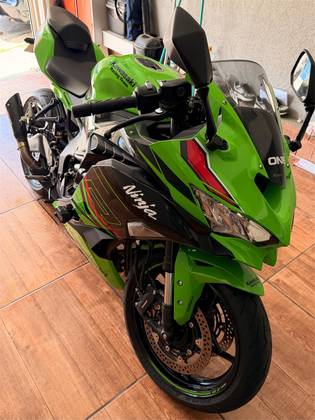 Comprar Moto Kawasaki Ninja-zx-4r a partir de 2024 Usada, Seminova