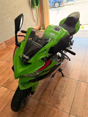 KAWASAKI-NINJA ZX-4R-2024