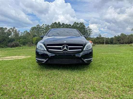 MERCEDES-BENZ-B 200-2013