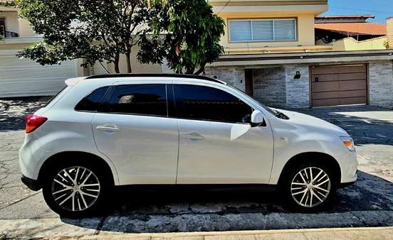 MITSUBISHI-ASX-2018