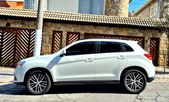 MITSUBISHI-ASX-2018