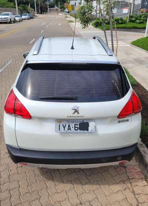 PEUGEOT-2008-2017