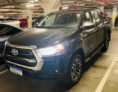 TOYOTA HILUX 2.8 D-4D TURBO DIESEL CD SRV 4X4 AUTOMÁTICO TOYOTA HILUX 2.8 D-4D TURBO DIESEL CD SRV 4X4 AUTOMÁTICO