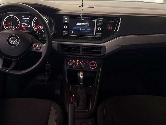 VOLKSWAGEN-POLO-1.0 200 TSI COMFORTLINE AUTOMÁTICO VOLKSWAGEN-POLO-2020