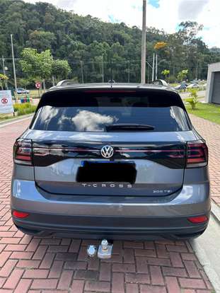 VOLKSWAGEN-T-CROSS-2021