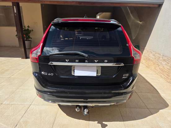 VOLVO-XC60-2.4 D5 KINETIC DIESEL AWD 4P AUTOMÁTICO VOLVO-XC60-2016
