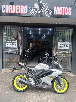 YAMAHA YZF R15 