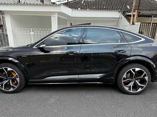 AUDI-E-TRON-ELÉTRICO SPORTBACK S QUATTRO AUDI-E-TRON-2022