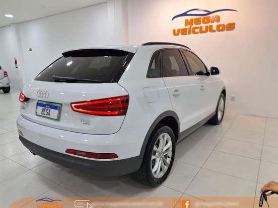 AUDI-Q3-2015