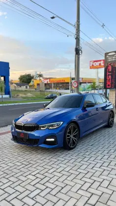 BMW 320i 2.0 16V TURBO GASOLINA M SPORT AUTOMÁTICO