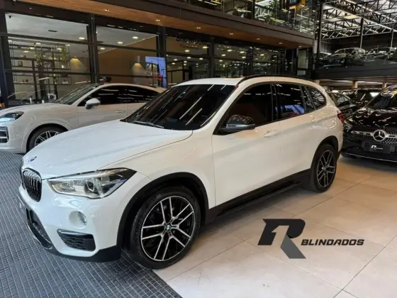 BMW X1 2.0 16V TURBO ACTIVEFLEX SDRIVE20I X-LINE 4P AUTOMÁTICO