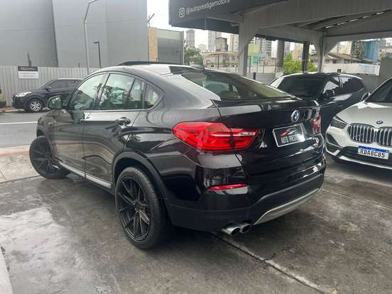 BMW-X4-2.0 28I X LINE 4X4 16V TURBO GASOLINA 4P AUTOMÁTICO BMW-X4-2016