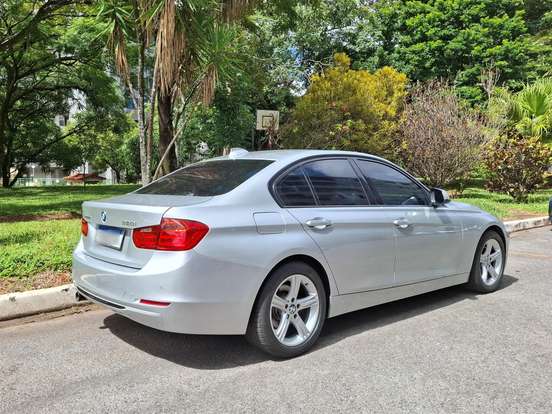 BMW-320i-2.0 16V TURBO ACTIVE FLEX 4P AUTOMÁTICO BMW-320i-2015
