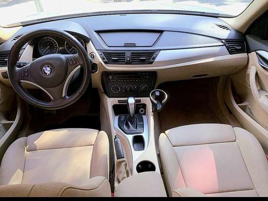 BMW-X1-2.0 18I S-DRIVE 4X2 16V GASOLINA 4P AUTOMÁTICO BMW-X1-2011
