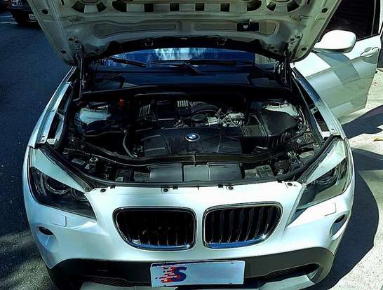 BMW-X1-2011