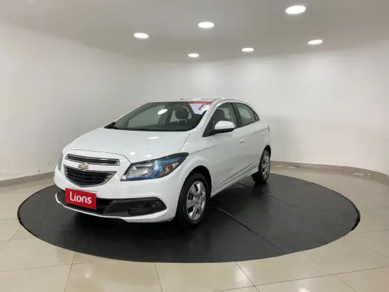 CHEVROLET ONIX 1.4 MPFI LT 8V FLEX 4P MANUAL CHEVROLET ONIX 1.4 MPFI LT 8V FLEX 4P MANUAL