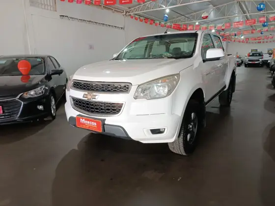 CHEVROLET S10 2.4 ADVANTAGE 4X2 CD 8V FLEX 4P MANUAL