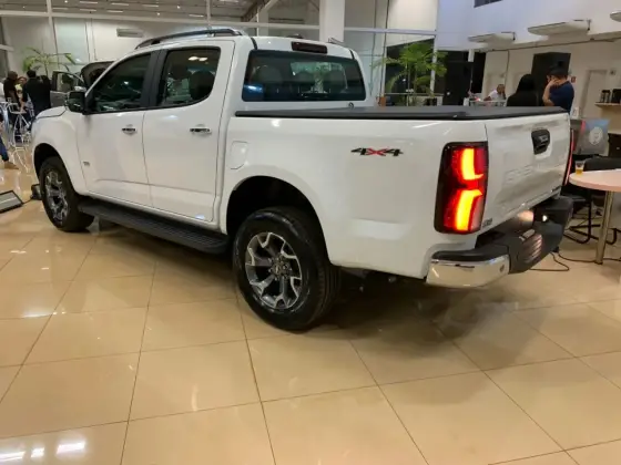 CHEVROLET S10 2.8 16V TURBO DIESEL LTZ CD 4X4 AUTOMÁTICO CHEVROLET S10 2.8 16V TURBO DIESEL LTZ CD 4X4 AUTOMÁTICO