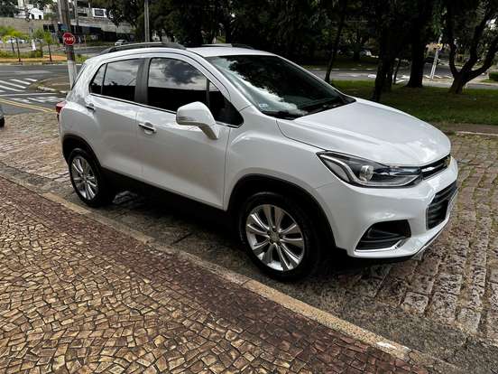 CHEVROLET-TRACKER-2018